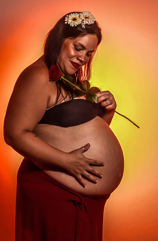 Ensaio fotográfico artístico gestar | Retrato Terapêutico Amora Fototerapia | gestante Elizabeth Câmara | Fotógrafa Cláudia de Sousa Fonseca | Espaço Amora