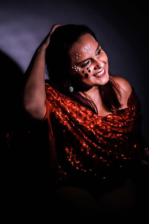 Ensaio fotográfico artístico baile de carnaval | Retrato Terapêutico Amora Fototerapia | cliente Paola Lisboa | Fotógrafa Cláudia de Sousa Fonseca | Espaço Amora